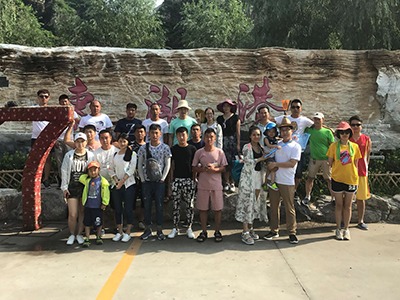 91视频精选員工集體活動